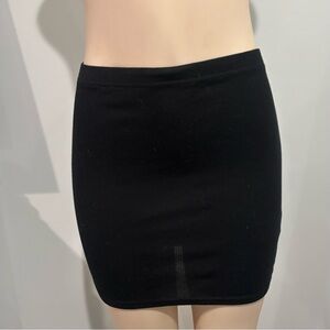 Pretty Little Thing Classic Black Mini Skirt